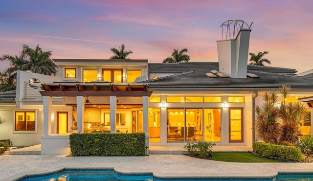 Architectural Masterpiece | Venice of America | Riverside View & Access | Nurmi Key | RESlDENCES