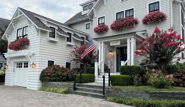 AVALON Bay Front Home with pool, decks and dock. Spacious 5-bedroom, 4.5 bath