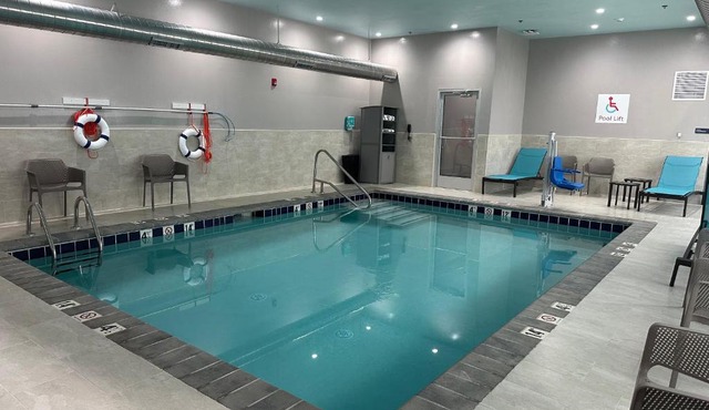 avid hotel Harrisburg NE - Hershey Area by IHG