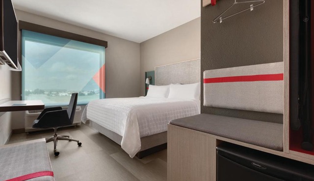 avid hotels - Melbourne - Viera by IHG