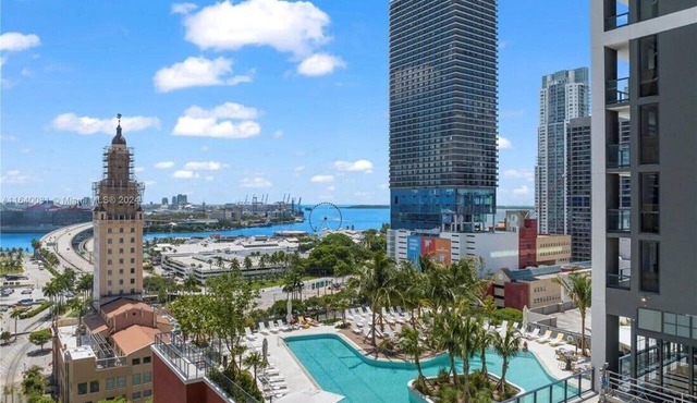 Bayside Breeze, Downtown Luxury Tower, Pool, Gym