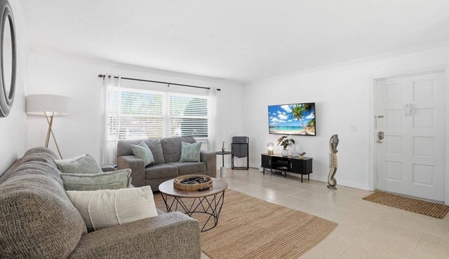 Baywood Colony - 2BR 2BA - Siesta Key Area