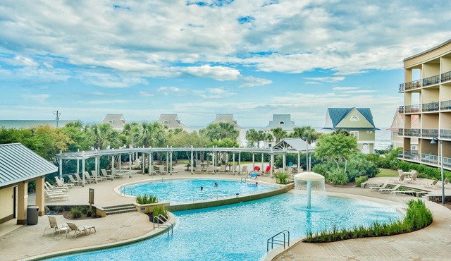 Beach Resort 3rd floor, Zero Entry Pool, Garage Parking, Beach Service, Hot Tub