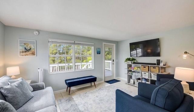 Beachfront Balcony, Cozy Escape