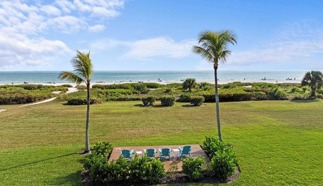 Beachfront Loggerhead Cay 472—Sunset Views, heated Pool, Pickleball & Tennis Courts, 2 Bikes + Beach Gear. Weekly Stays