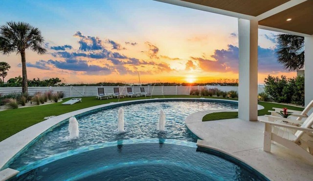 Beachfront Luxury - Resort Pool - Steps to Village