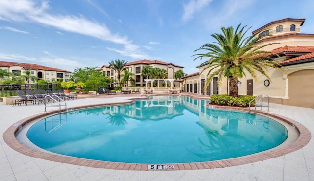 Beautiful 3 Bedroom Condo in Naples, Florida