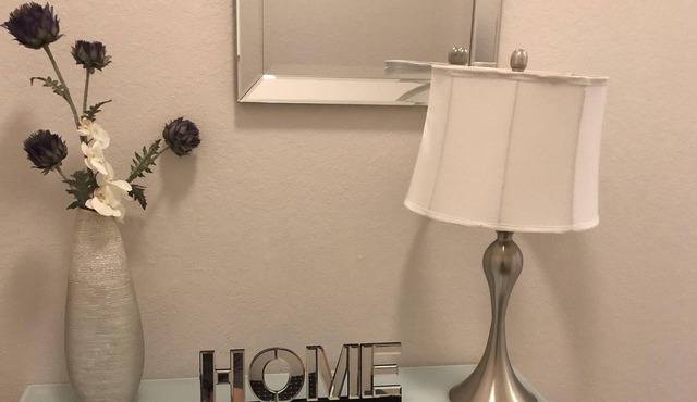 Beautiful bargain Disney hideaway!
