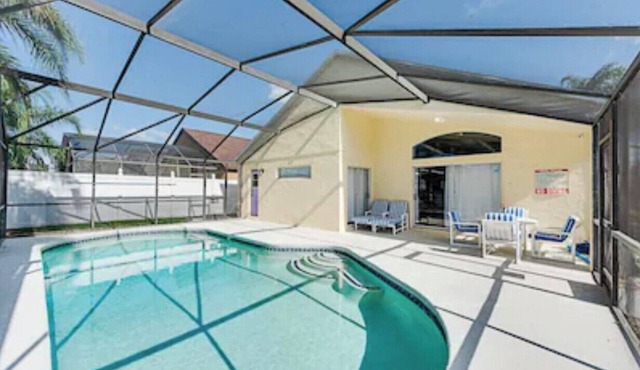 Beautiful & Cozy Home Away From Home Near Orlando Attractions - 4BR/3Bath