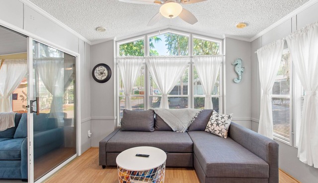 Beautiful, family-friendly cottage just 4 miles from Disney World