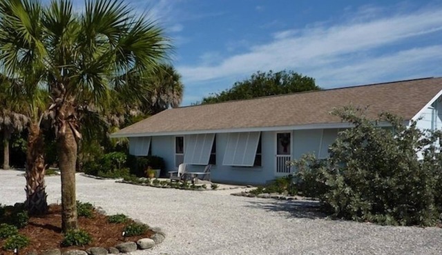 Boca Grande Beach House, South Unit- Great Price! Great Location!