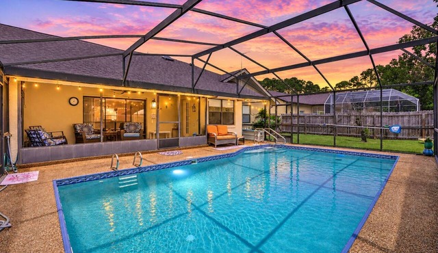Breezy Palm | Private Pool | Minutes to Beach and Golf | Palm Coast