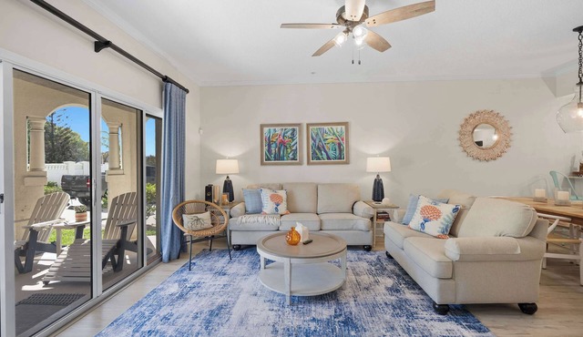 Bright Beach Condo, Pool, Spa, Comfy Beds, Patio