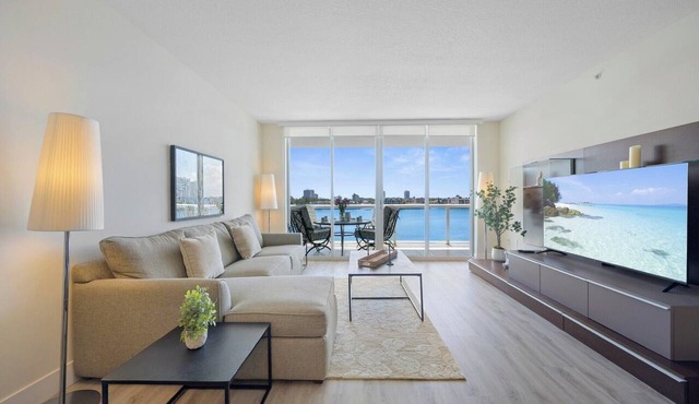 Bright & Spacious Condo with Water Views Near the Beach