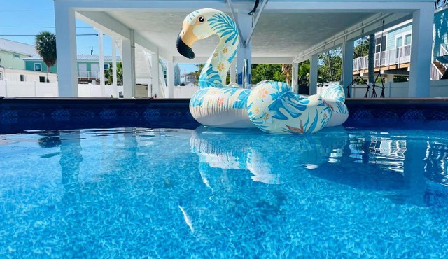 Casa Blue Flamingo - In the Florida Keys - minutes from the beach