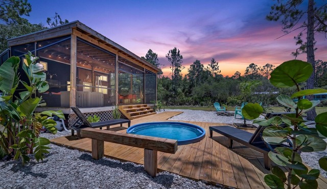 Casa Caliente - Spa | Romantic Tiny Retreat Near Beaches & Old Town