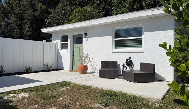 Casita on Leroy