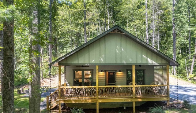 Cedar Calm at Running Cedar Springs - Upscale Mountain Home Located Across from Bear Lake