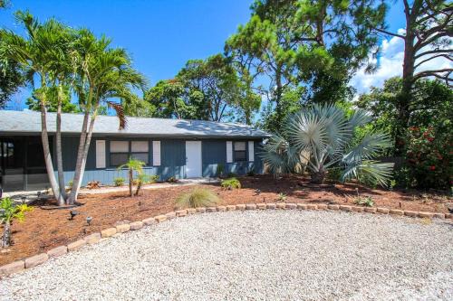 Charming home near Manasota Key Beach in Venice