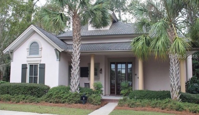 Charming, Peaceful Hampton Hall Cottage, Updated