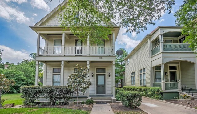 Charming State Thomas Home - Big Groups Welcome! in Dallas