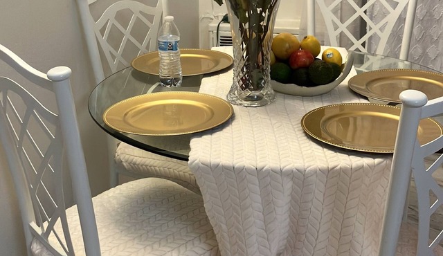 Chic apartment in vibrant Brooklyn with fitness room, WiFi, AC