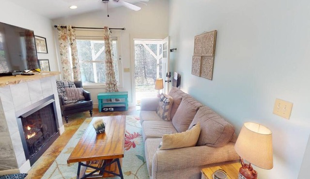 Clementine Cottage at Doe Creek in Blowing Rock