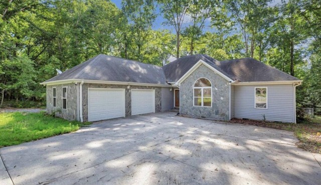 Clemson Group Therapy - Sleeps 12