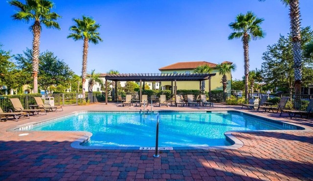 Close to Golf Course, Pool, Beach, Baytowne! Large home (2153 Sq Ft)- Peace of Heaven at Villa Lago