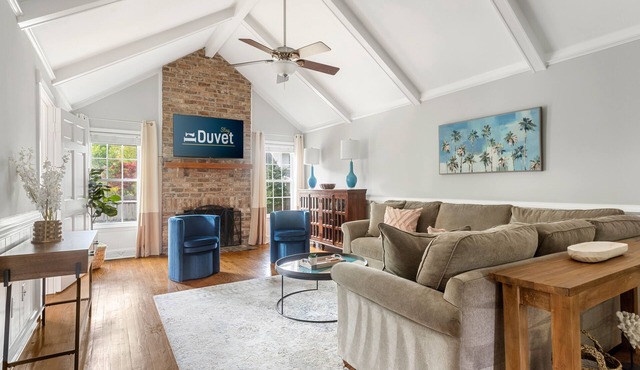 Close To Town Center! | The Attwood