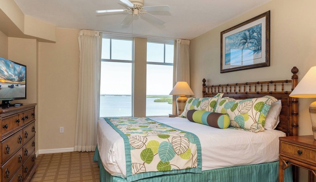 Coastal Escape with Pool and Parking Near Estero Bay Kayak & Paddle Tours