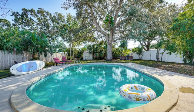 Convenient Oasis in St Pete, 4 Mi to Pier & Dtwn!