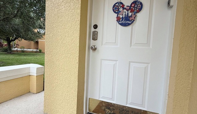 Corner Resort Luxe 4BR 3BA with Private Pool Near Parks