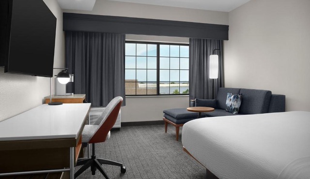 Courtyard by Marriott Pensacola Downtown