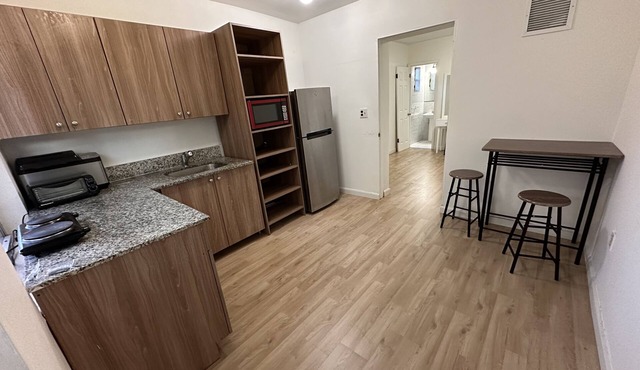 Cozy 1-bedroom apartment in fabulous North Miami Beach close to many attractions