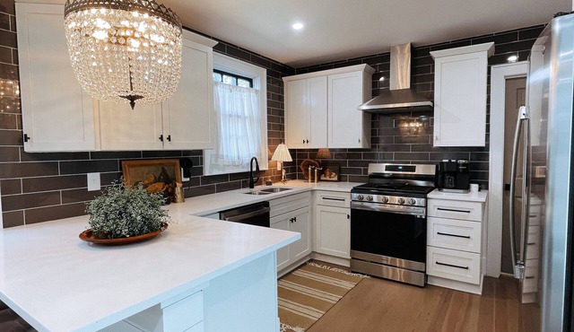 Cozy Charleston Getaway Near Downtown & Airport in Charleston