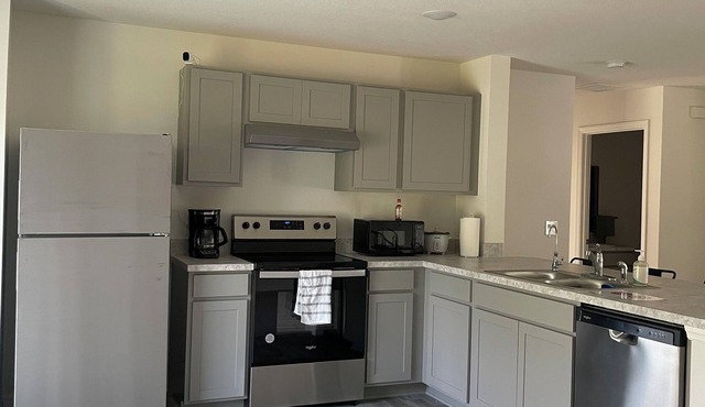 Cozy Hidden Haven Home at Palm Bay