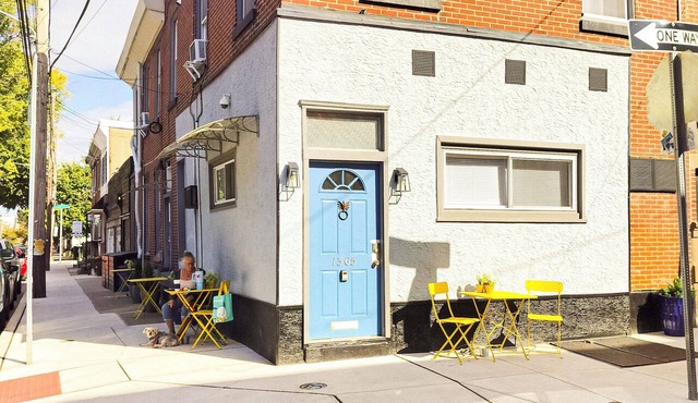 Cozy Vibe MicroFlat with AC, W/D, FastWiFi in the heart of Fishtown Philadelphia