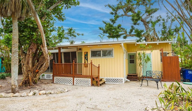 Cute Florida Cottage in The Captiva Village - Captiva Hampton