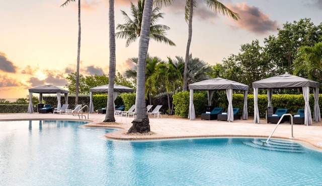 Dbl Queen Room | Pool, Spa & Kayak | No Hidden Fee