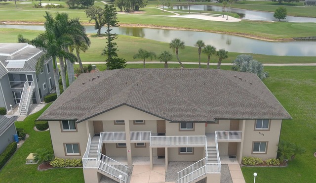 Deep Creek Golf Course Cozy 2-bedroom condo