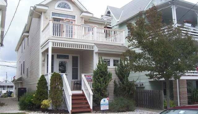 Discounted August Weeks - 13th & Central 3BR/2BA. WALK EVERYWHERE