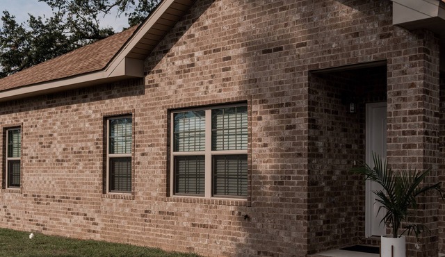 Downtown Garden District-Centrally Located