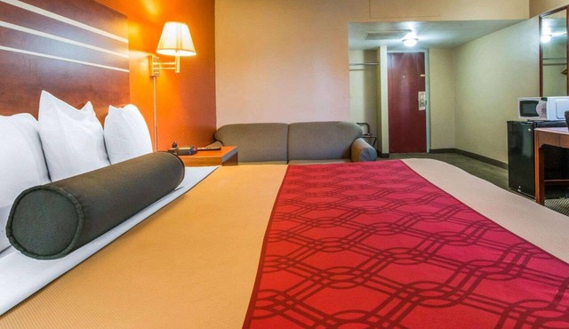 Econo Lodge Hermitage South in Hermitage