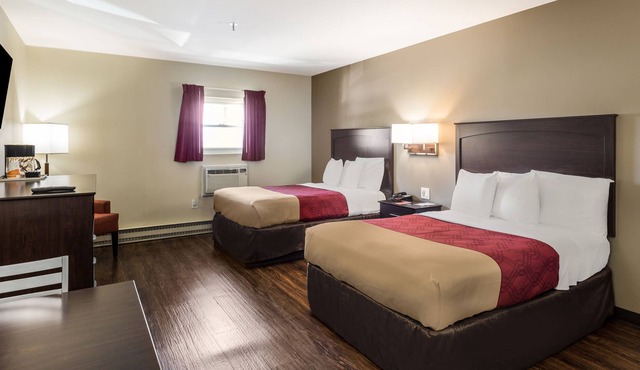 Econo Lodge Near Stewart Inter