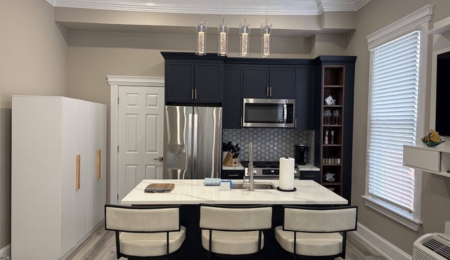 Elegant Apartment in Asbury Park Mansion - Central Location near Stone Pony