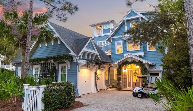 Elegant Getaway with Pool and Golf Cart