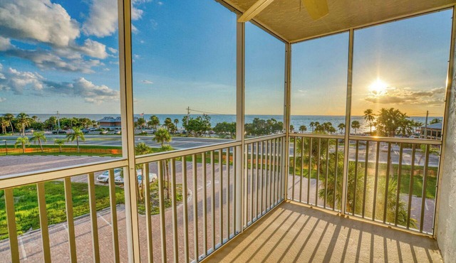 Exceptional Gulf Views - Beach and Tennis 1407