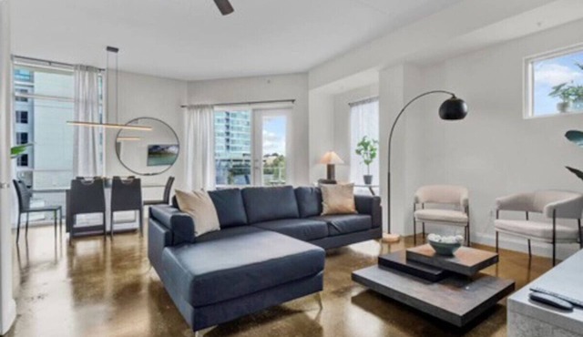 Exquisite New Large 3BD/2BTH