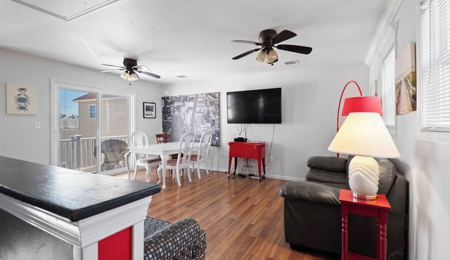 Fab Family Rental Home near beach – 3 Bedroom, 2 Bath Family Vacation Home